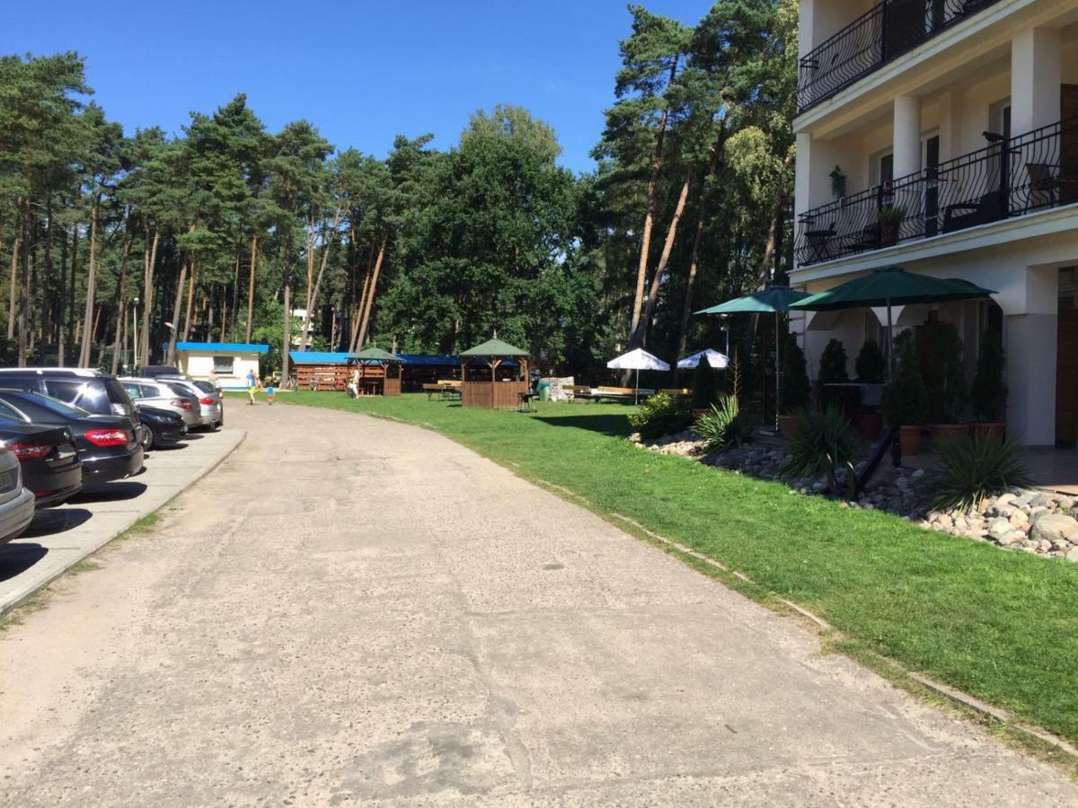 Pati Ferien Apartmens Lägenhet Łukęcin Exteriör bild